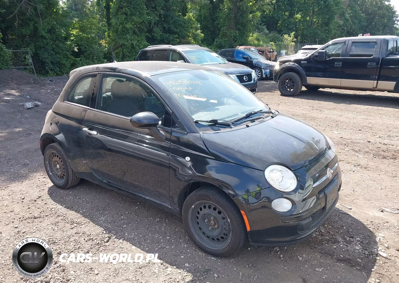 2015 Fiat 500 Pop VIN:3C3CFFAR3FT561966 - 1