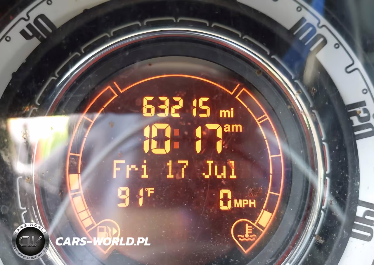 2015 Fiat 500 Pop VIN:3C3CFFAR3FT561966 - 7