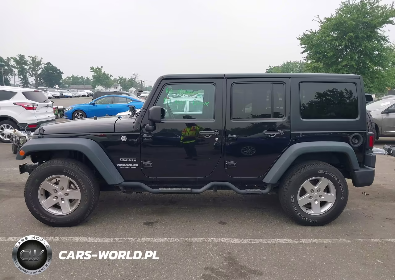 2016 Jeep Wrangler Unlimited Sport VIN:1C4BJWDGXGL144339 - 15