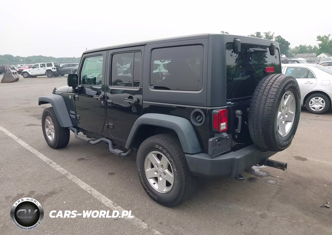 2016 Jeep Wrangler Unlimited Sport VIN:1C4BJWDGXGL144339 - 3