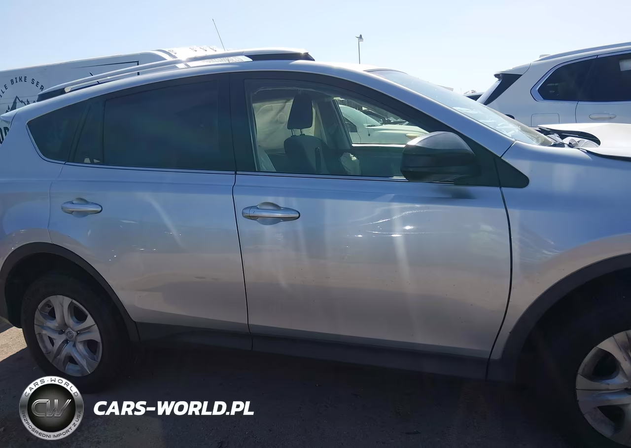 2015 Toyota Rav4 Le VIN:JTMZFREV6FJ040990 - 13