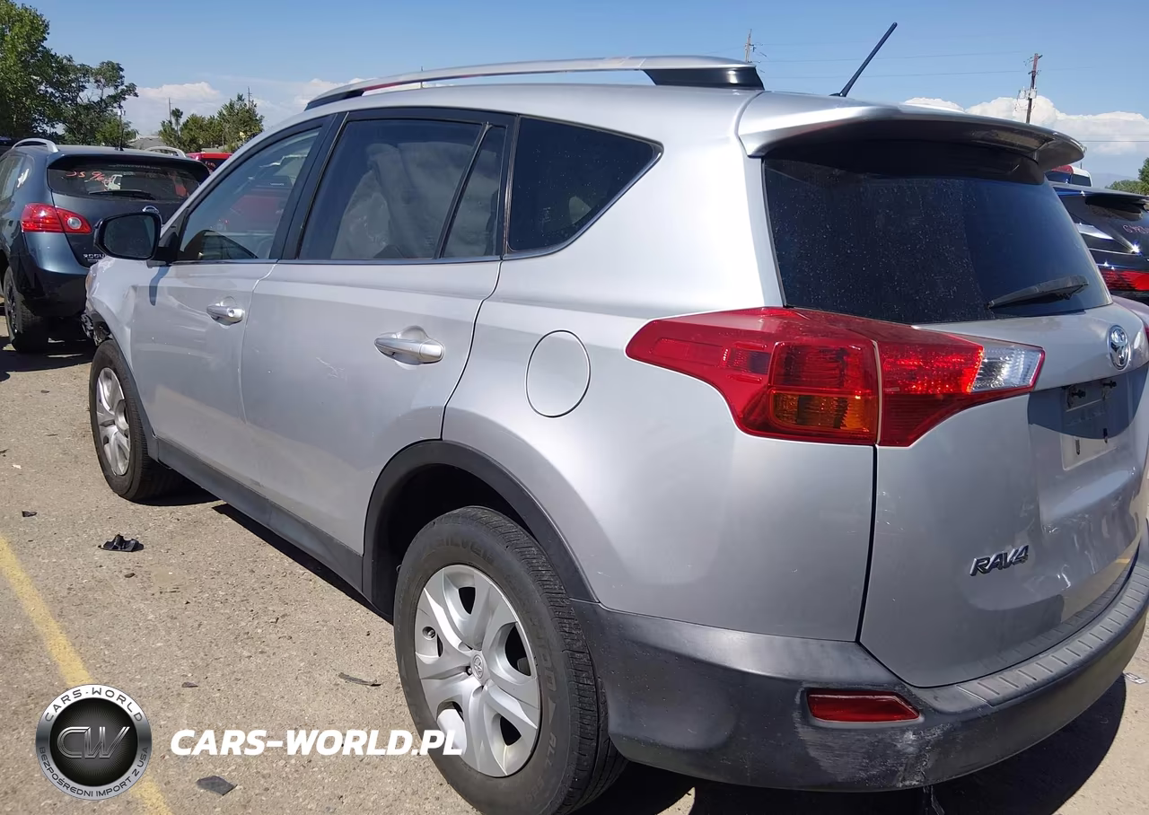 2015 Toyota Rav4 Le VIN:JTMZFREV6FJ040990 - 3
