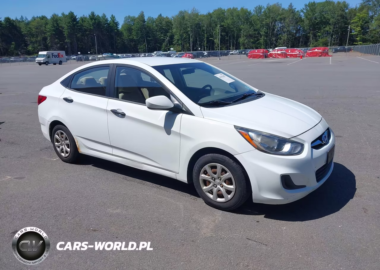 2012 Hyundai Accent Gls
