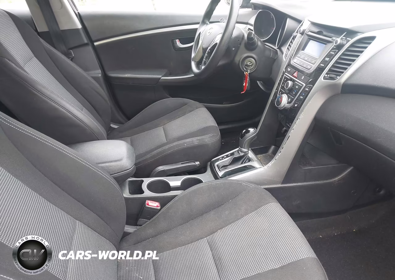 2016 Hyundai Elantra Gt VIN:KMHD35LH6GU313706 - 5