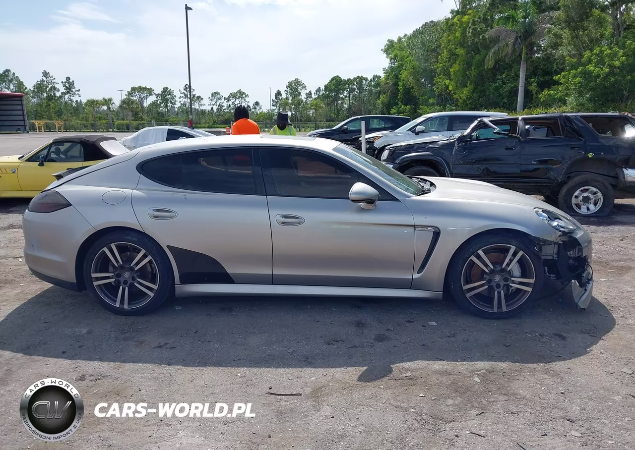 2013 Porsche Panamera 4 VIN:WP0AA2A70DL011321 - 14