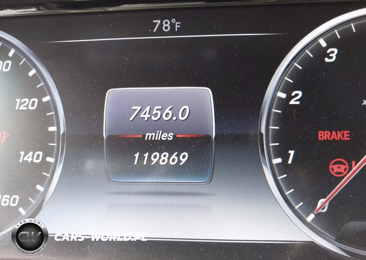 2015 Mercedes-Benz S 550 4Matic VIN:WDDUG8FB8FA116141 - 7