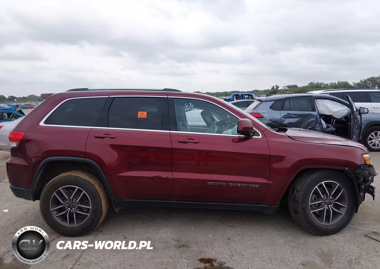 2019 Jeep Grand Cherokee Laredo E 4X2 VIN:1C4RJEAG6KC556540 - 13