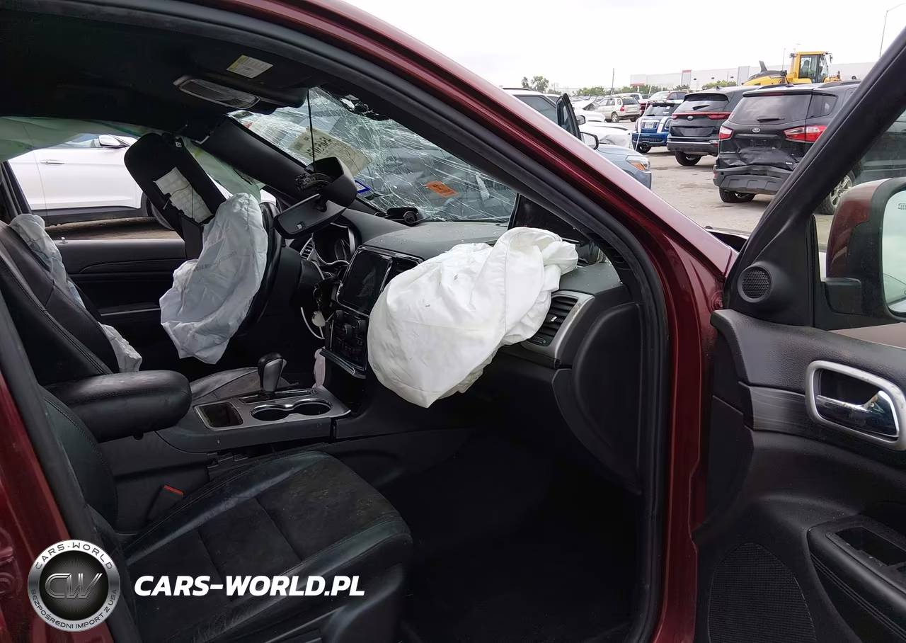 2019 Jeep Grand Cherokee Laredo E 4X2 VIN:1C4RJEAG6KC556540 - 5