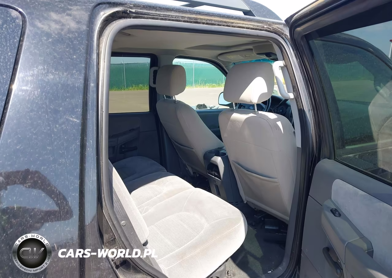 2005 Ford Explorer Xlt-Xlt Sport VIN:1FMZU73K05UB37663 - 8