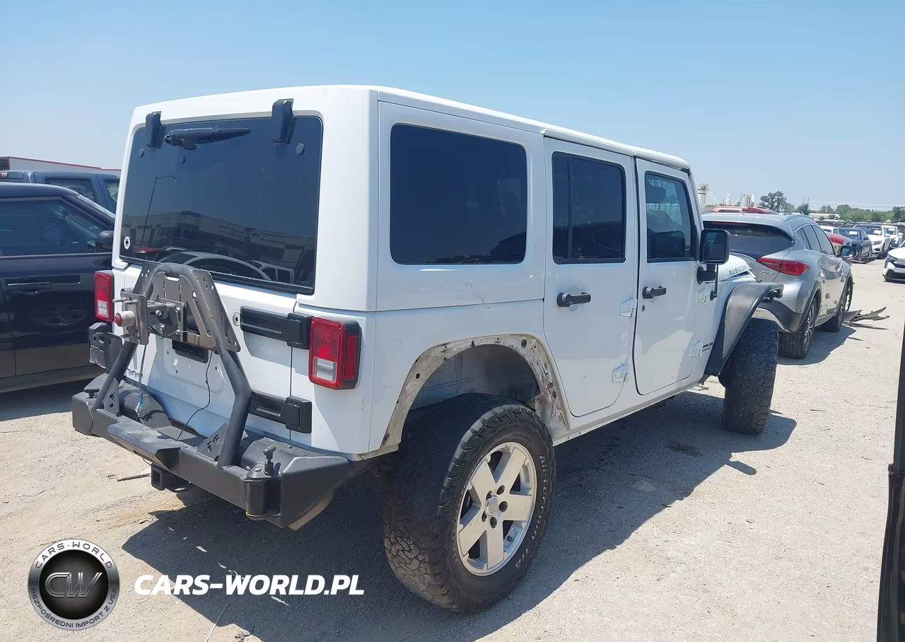 2016 Jeep Wrangler Unlimited Rubicon VIN:1C4HJWFG7GL231946 - 4