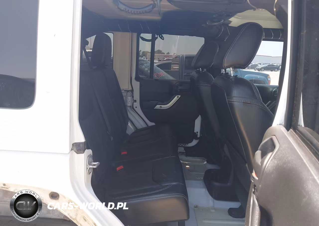 2016 Jeep Wrangler Unlimited Rubicon VIN:1C4HJWFG7GL231946 - 8