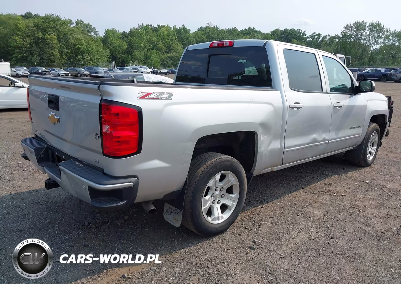 2017 Chevrolet Silverado 1500 Lt VIN:3GCUKREC8HG249107 - 4