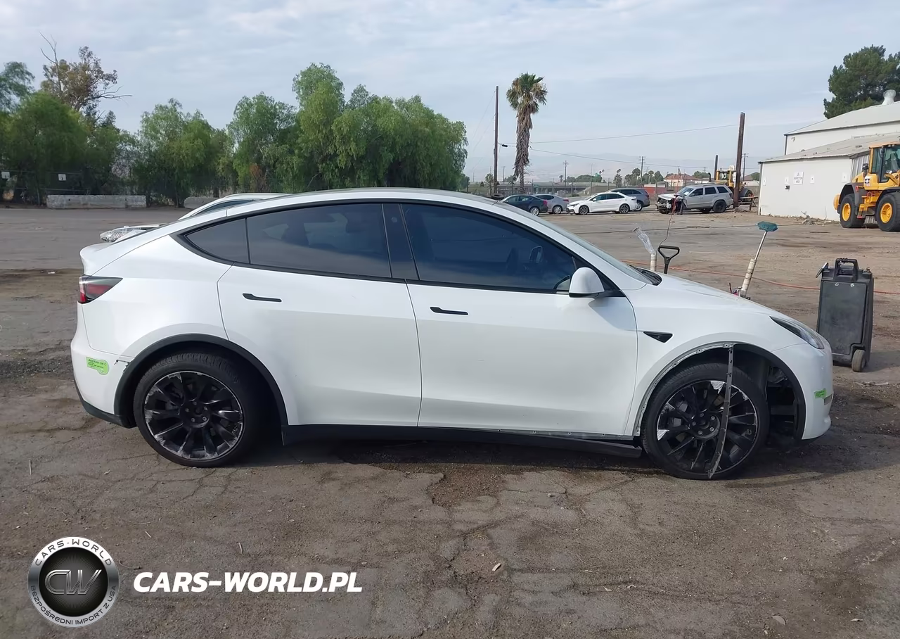 2023 Tesla Model Y Awd-Long Range Dual Motor All-Wheel Drive VIN:7SAYGDEEXPA116702 - 13