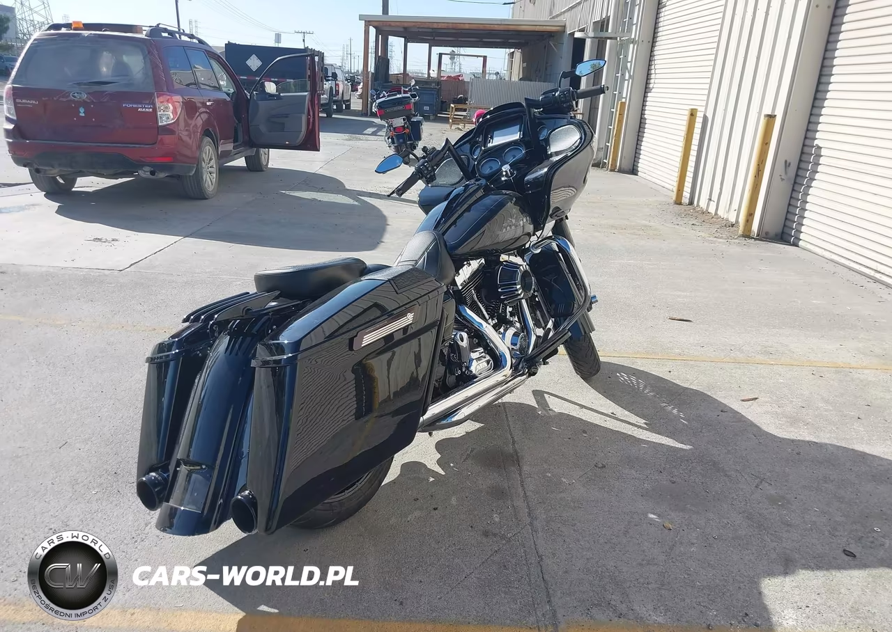 2016 Harley-Davidson Fltrxs Road Glide Special VIN:1HD1KTM32GB639935 - 4