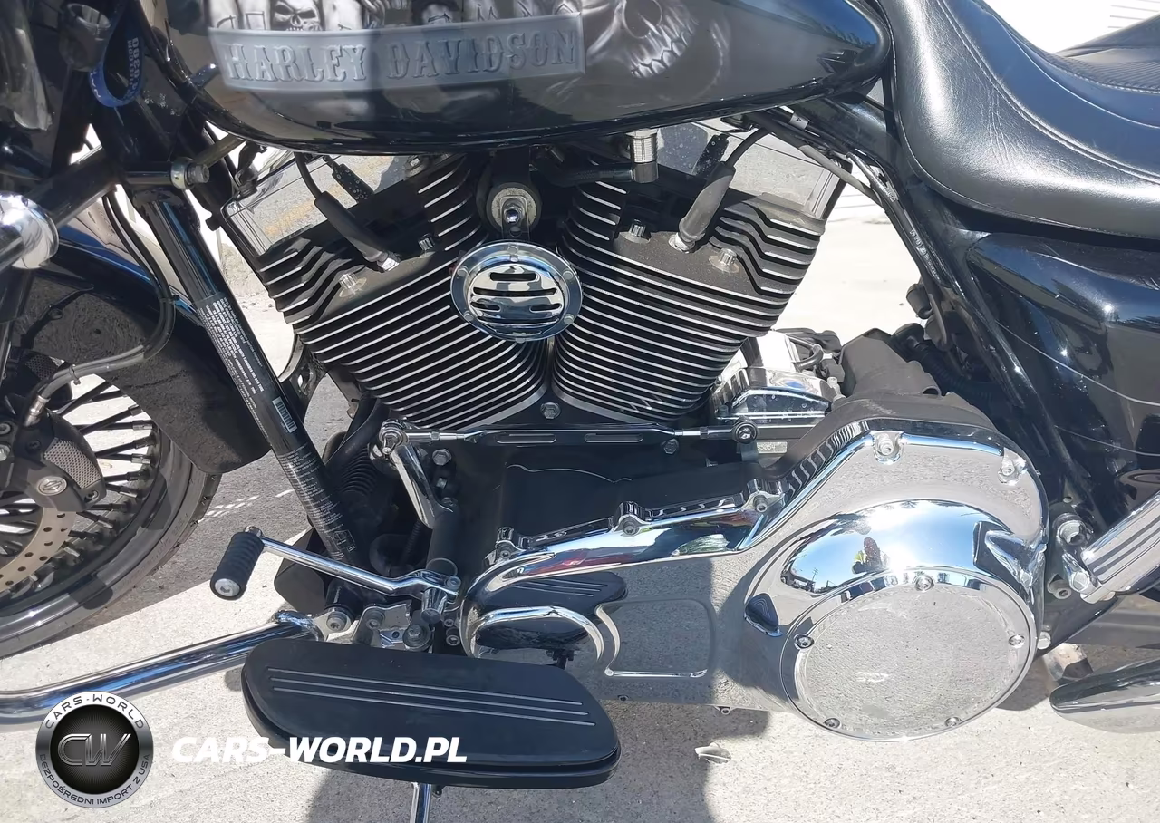2016 Harley-Davidson Fltrxs Road Glide Special VIN:1HD1KTM32GB639935 - 9
