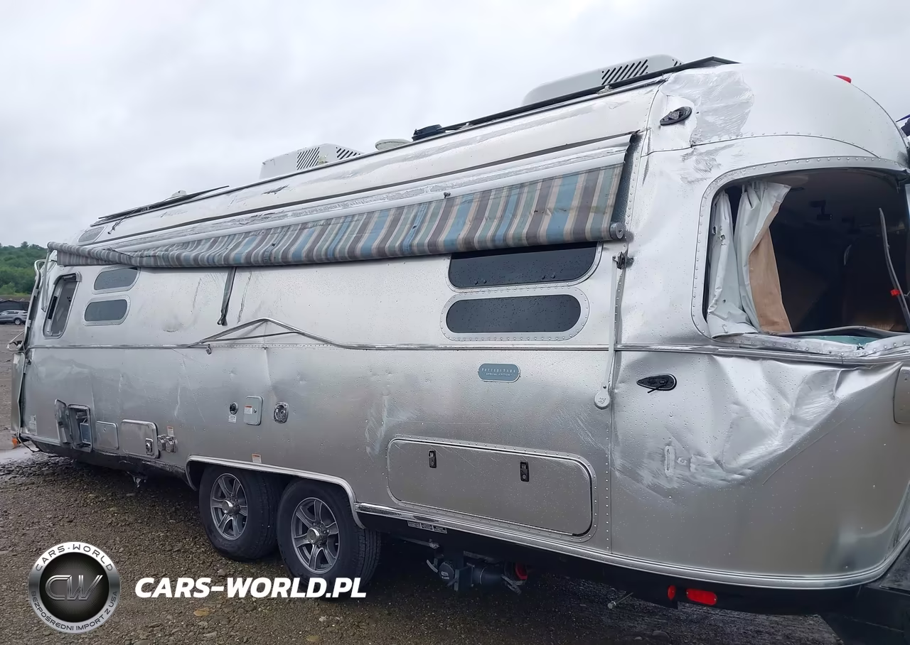 2022 Airstream Other VIN:1STJFYM21NJ559329 - 13