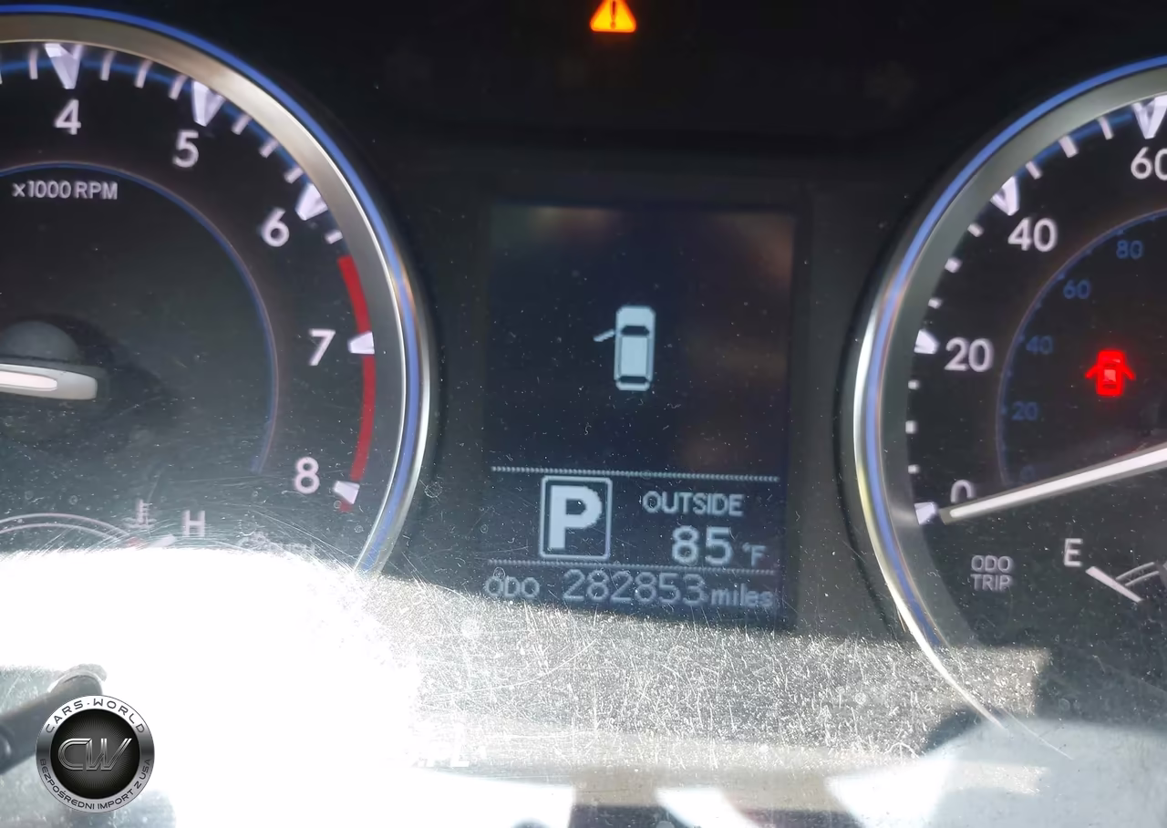 2015 Toyota Highlander Le V6 VIN:5TDBKRFH2FS152646 - 7