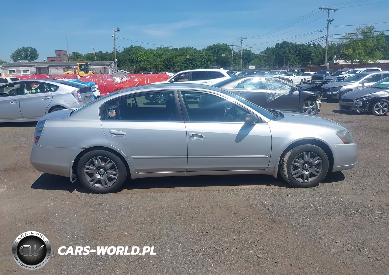 2005 Nissan Altima 2.5 S VIN:1N4AL11D75N400625 - 12