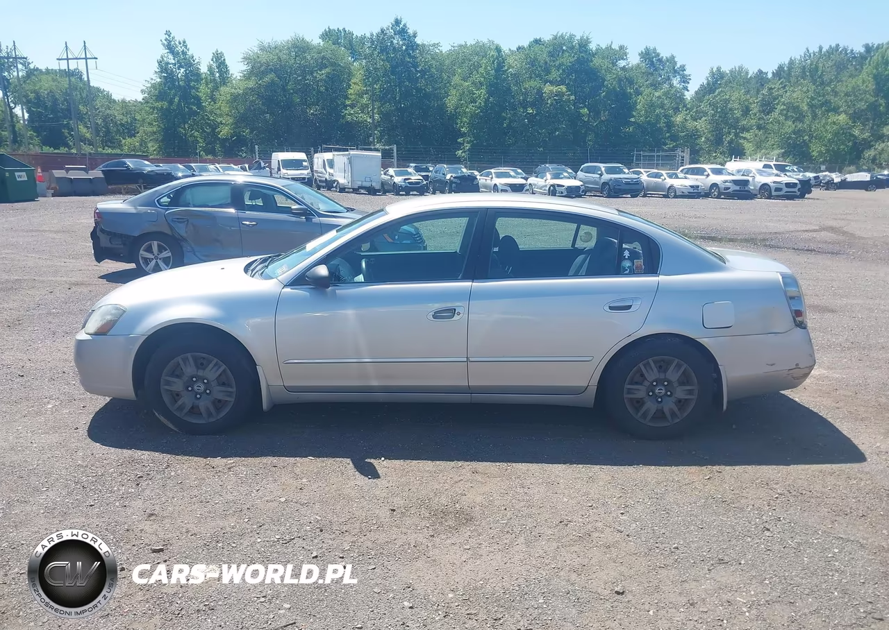 2005 Nissan Altima 2.5 S VIN:1N4AL11D75N400625 - 13