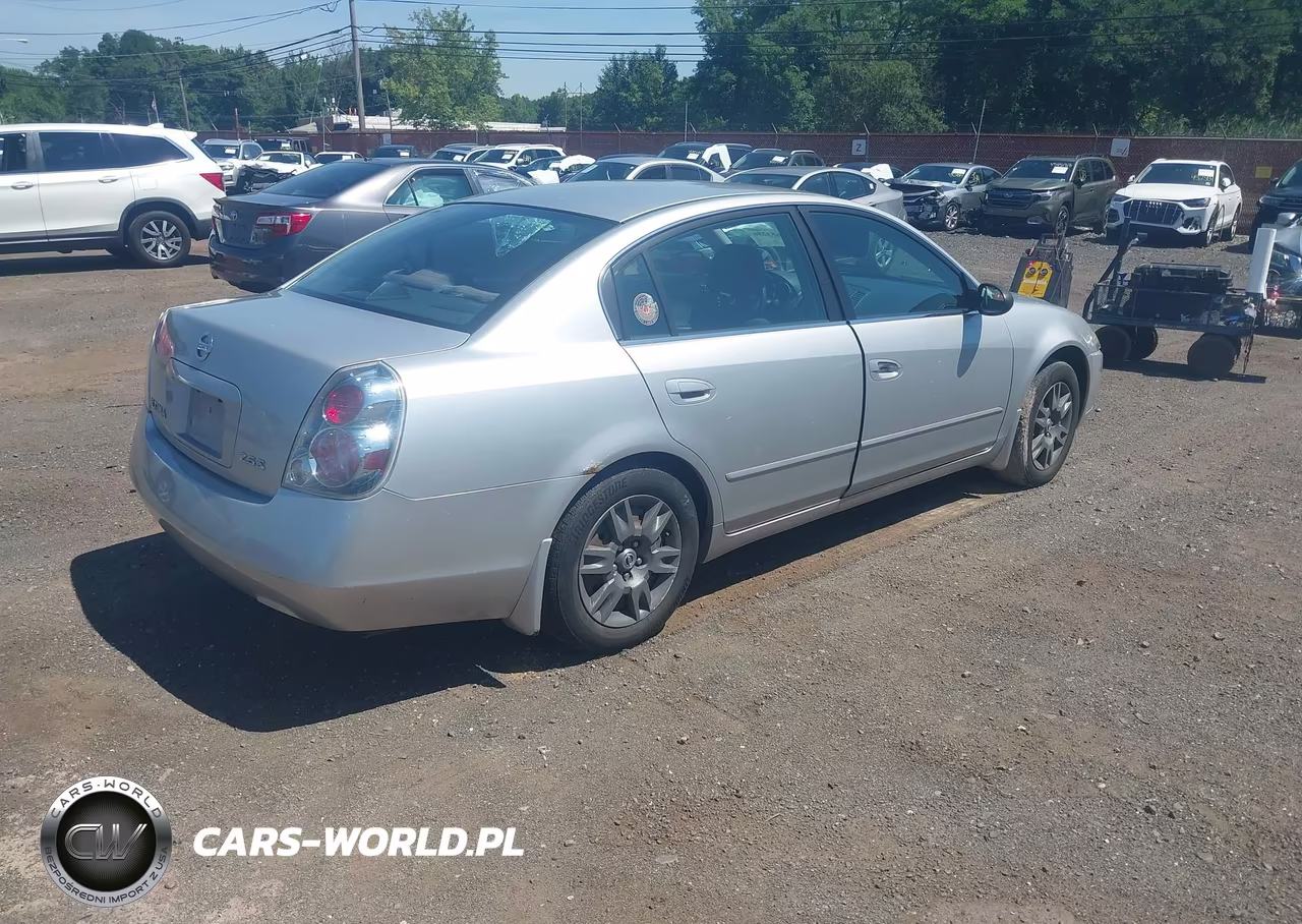 2005 Nissan Altima 2.5 S VIN:1N4AL11D75N400625 - 4