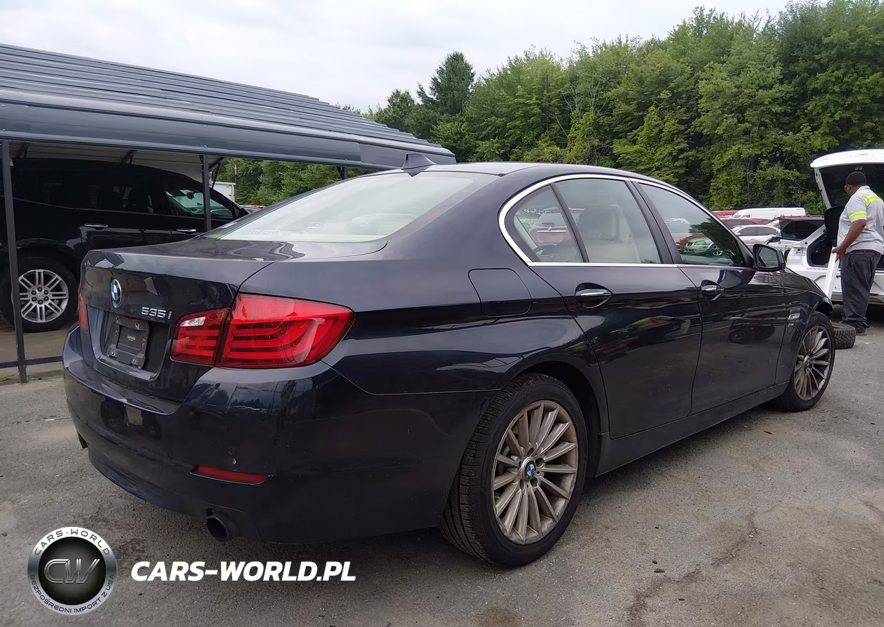 2012 BMW 535I xDrive VIN:WBAFU7C54CDU63803 - 4