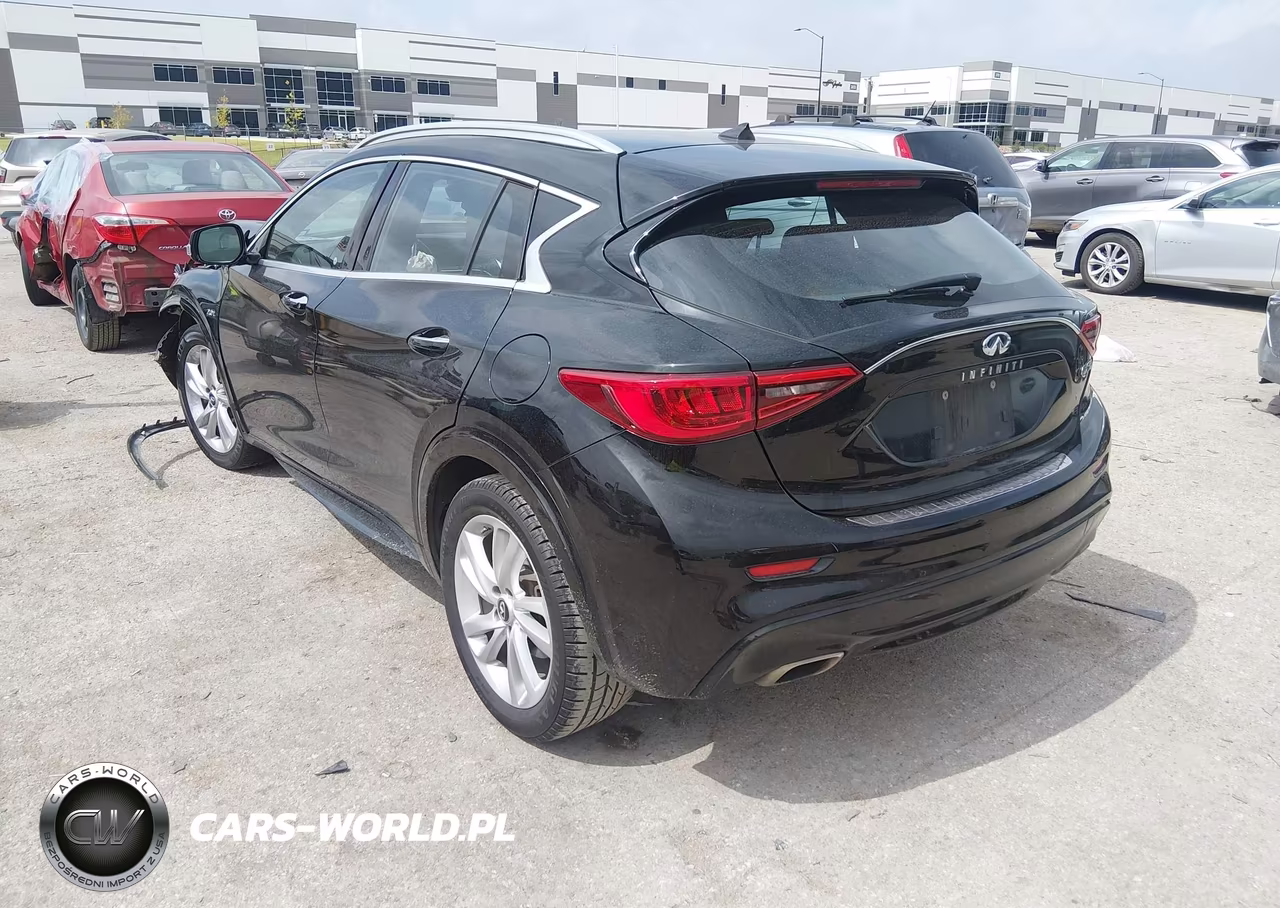 2018 Infiniti Qx30 Premium VIN:SJKCH5CP1JA053861 - 3
