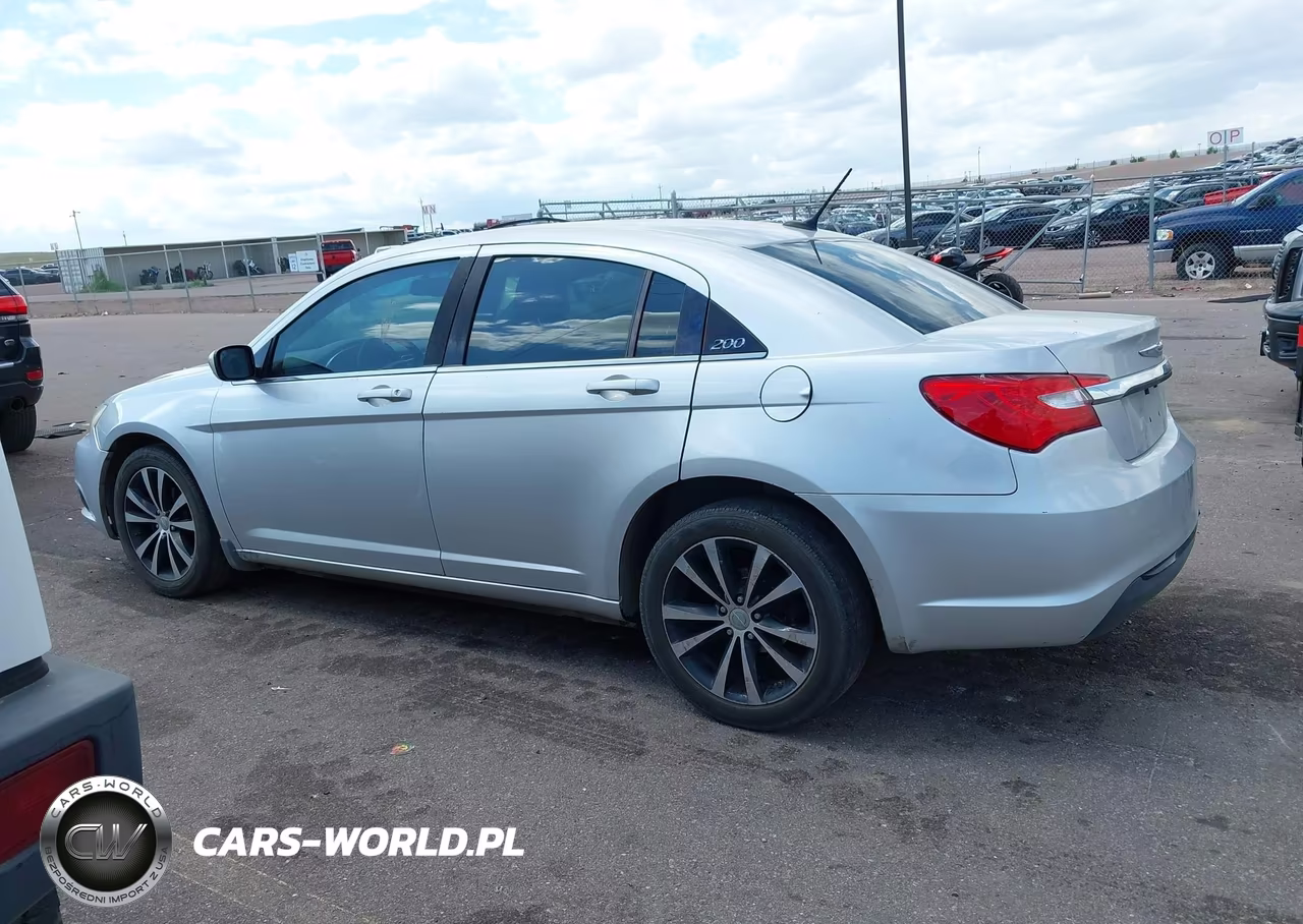 2012 Chrysler 200 Touring VIN:1C3CCBBG8CN258286 - 14
