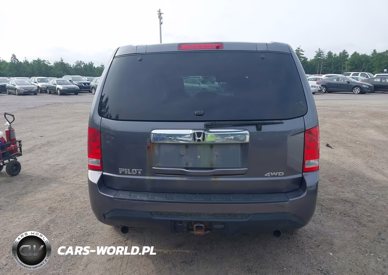 2015 Honda Pilot Lx VIN:5FNYF4H22FB030996 - 17