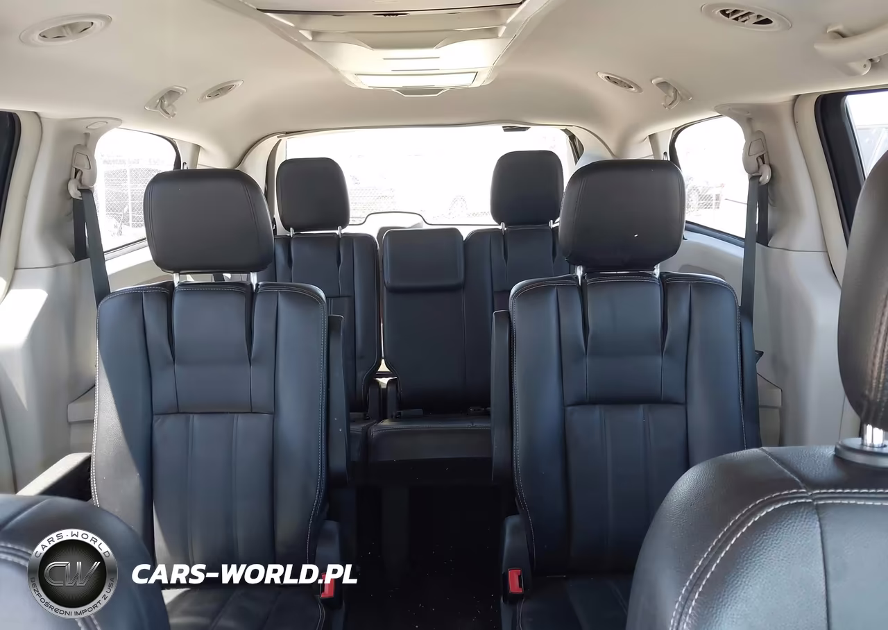 2014 Chrysler Town & Country Touring VIN:2C4RC1BG4ER126079 - 8