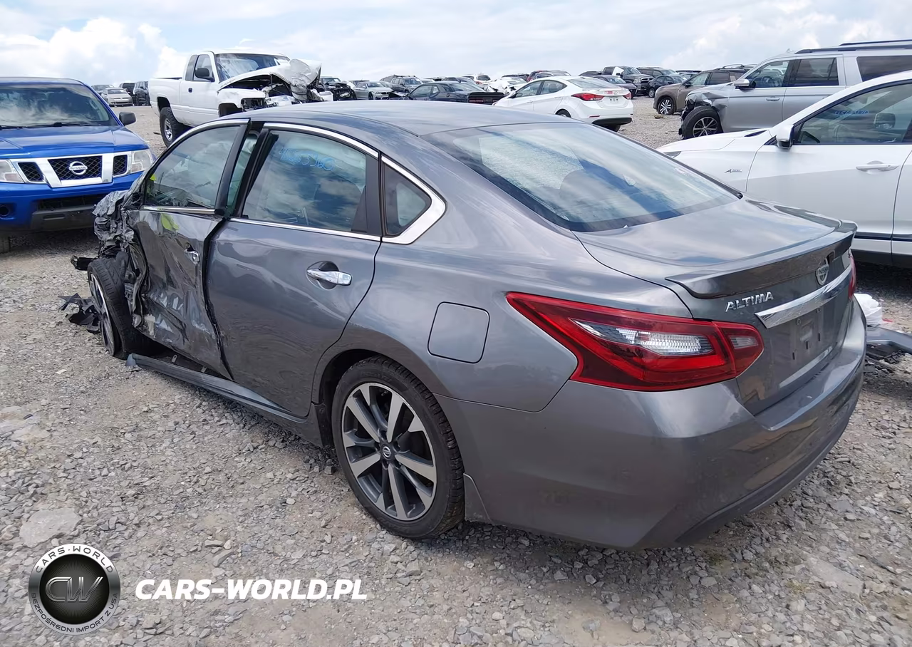 2017 Nissan Altima 2.5 Sr VIN:1N4AL3AP8HC269081 - 3