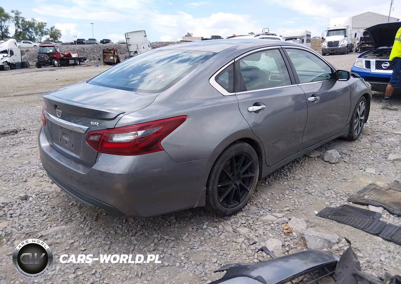 2017 Nissan Altima 2.5 Sr VIN:1N4AL3AP8HC269081 - 4