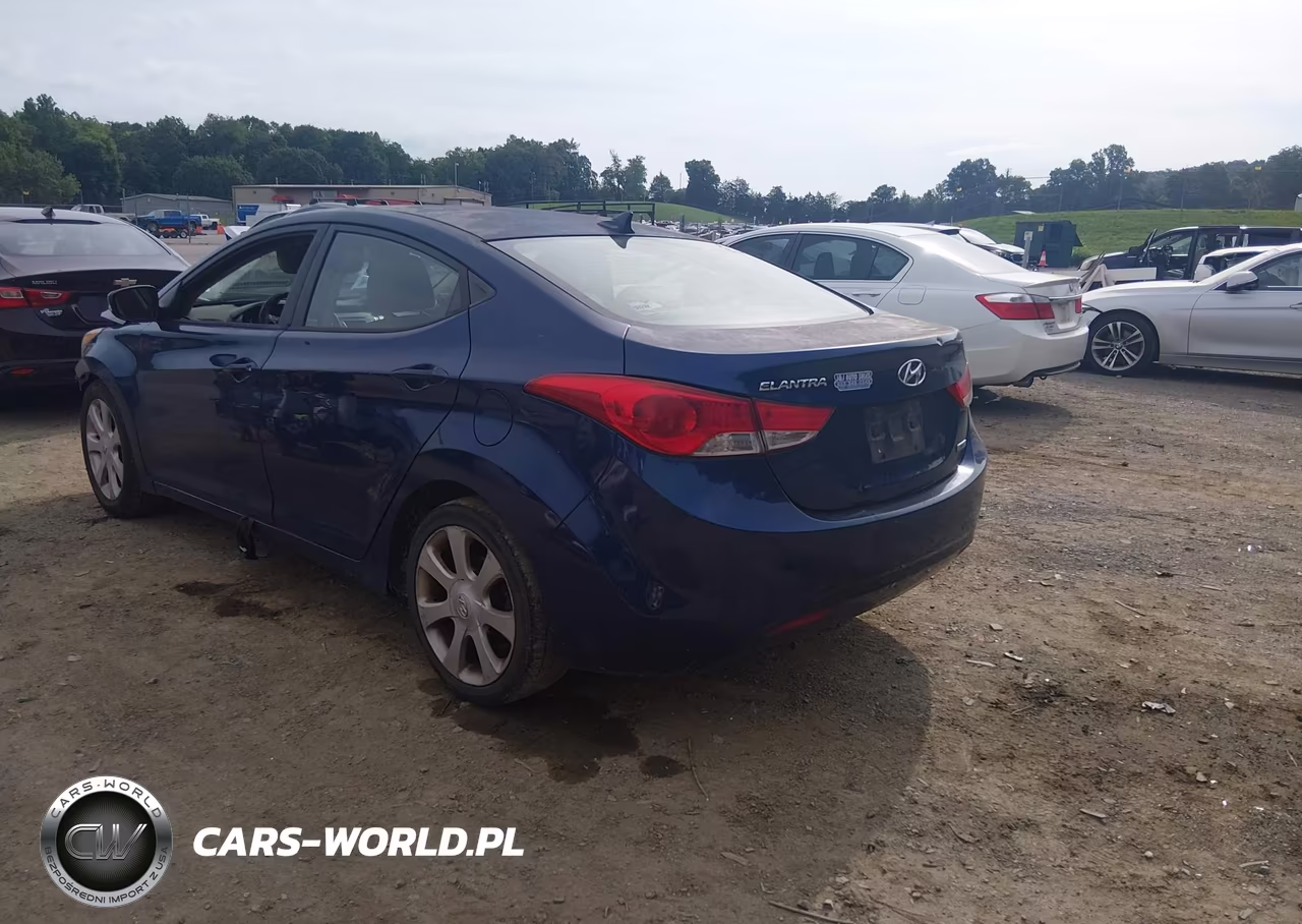 2013 Hyundai Elantra Limited VIN:KMHDH4AE3DU867074 - 3