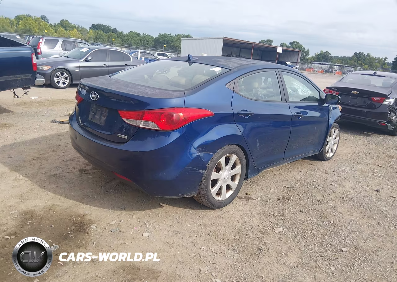 2013 Hyundai Elantra Limited VIN:KMHDH4AE3DU867074 - 4