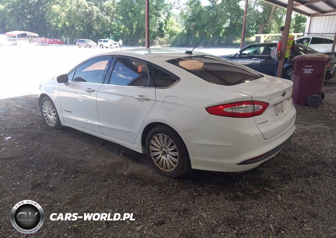 2015 Ford Fusion Hybrid Se VIN:3FA6P0LU2FR176857 - 3