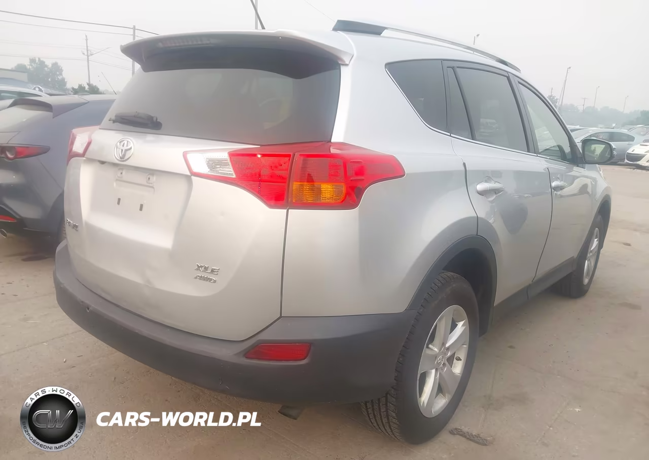 2013 Toyota Rav4 Xle VIN:JTMRFREV6D5005274 - 4