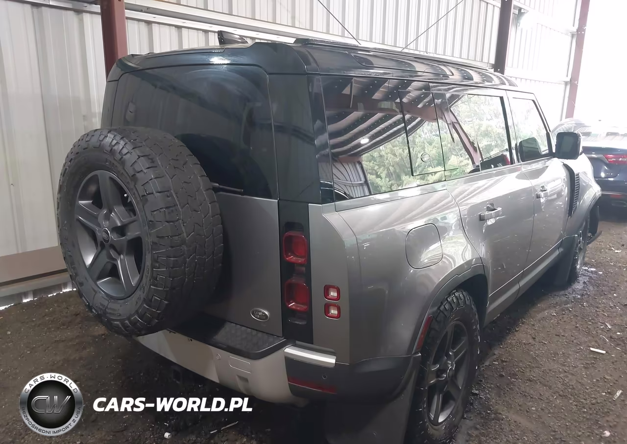 2021 Land Rover Defender 110 S VIN:SALEJ7RX9M2038910 - 4