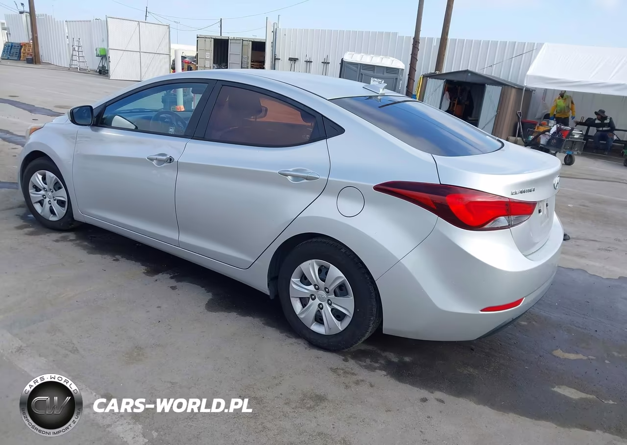 2016 Hyundai Elantra Se VIN:5NPDH4AE9GH789547 - 3