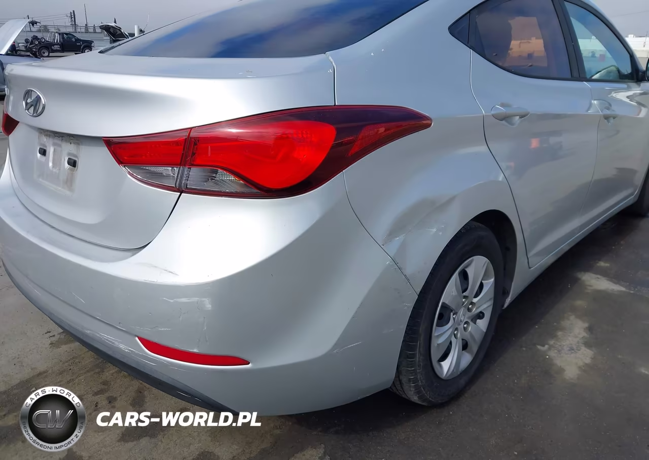 2016 Hyundai Elantra Se VIN:5NPDH4AE9GH789547 - 6