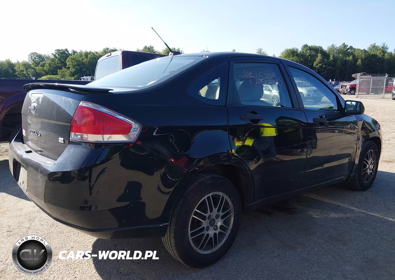 2010 Ford Focus Se VIN:1FAHP3FN1AW298324 - 13