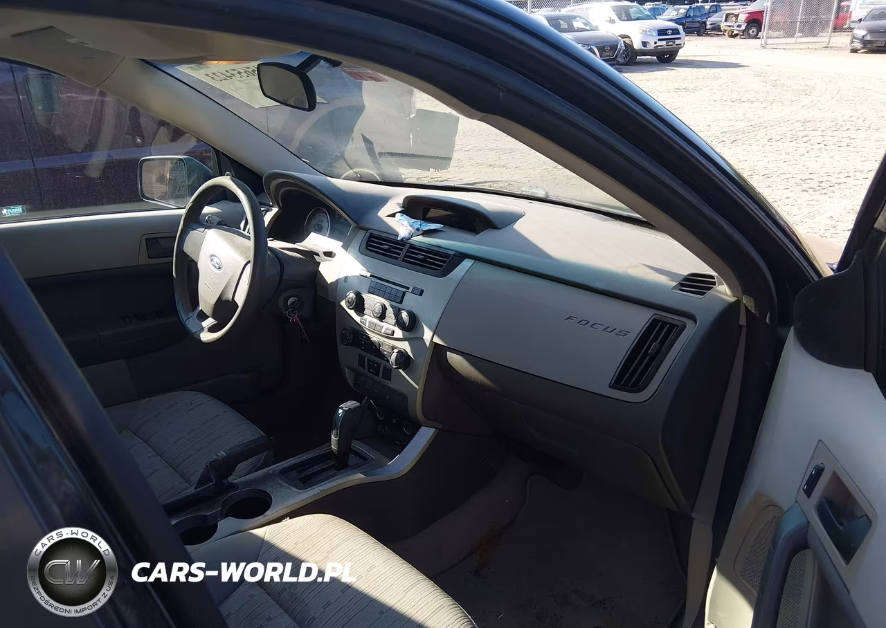 2010 Ford Focus Se VIN:1FAHP3FN1AW298324 - 5