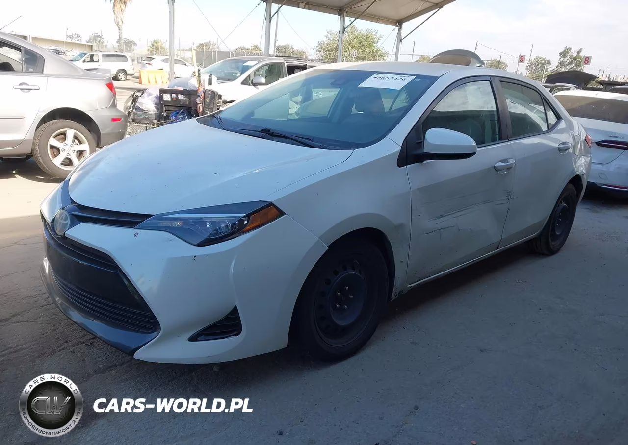2018 Toyota Corolla Le VIN:5YFBURHE7JP759186 - 2