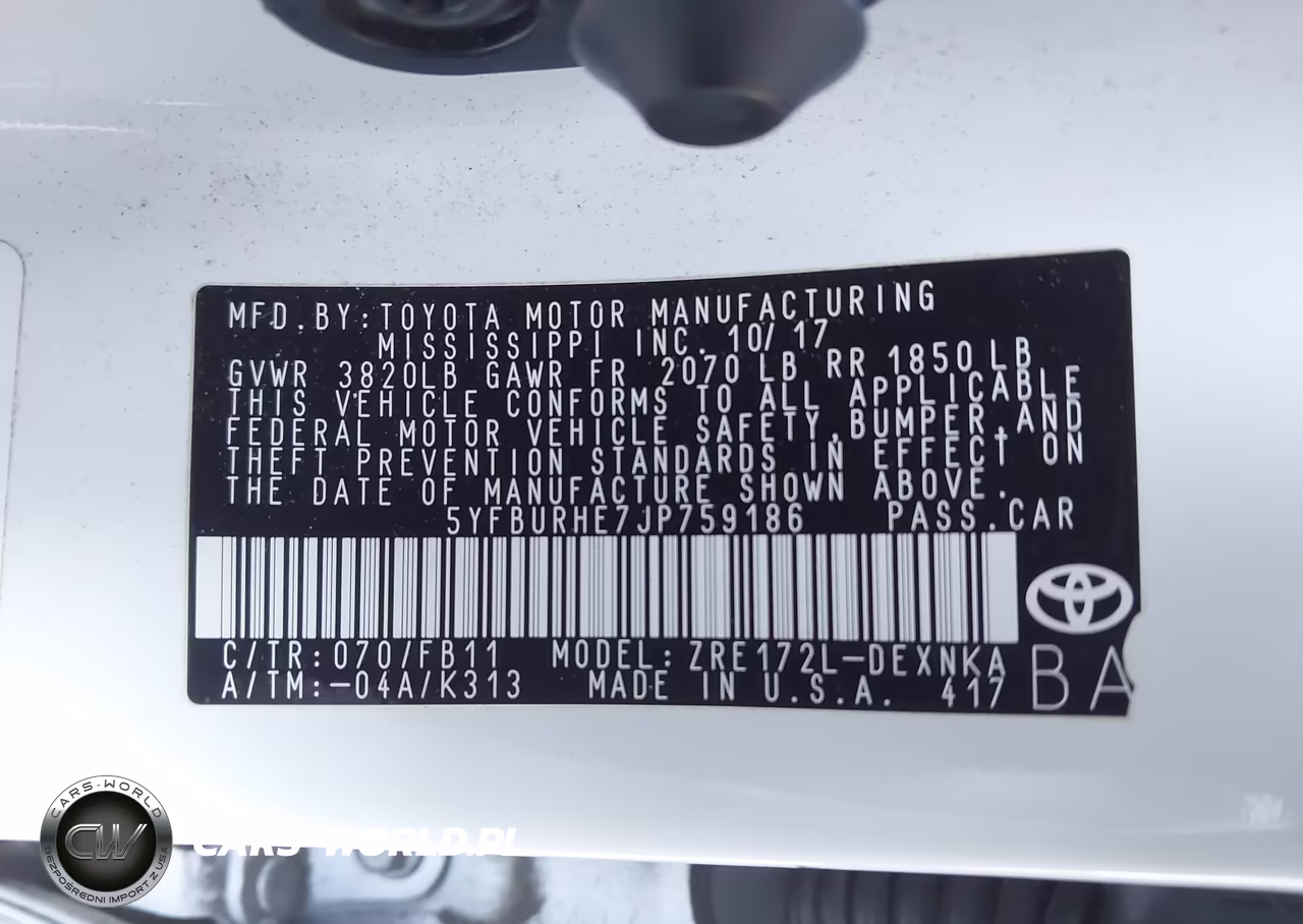 2018 Toyota Corolla Le VIN:5YFBURHE7JP759186 - 9