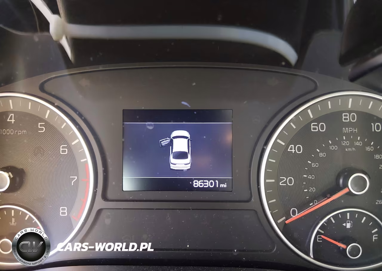 2020 Kia Optima S VIN:5XXGT4L32LG406187 - 15