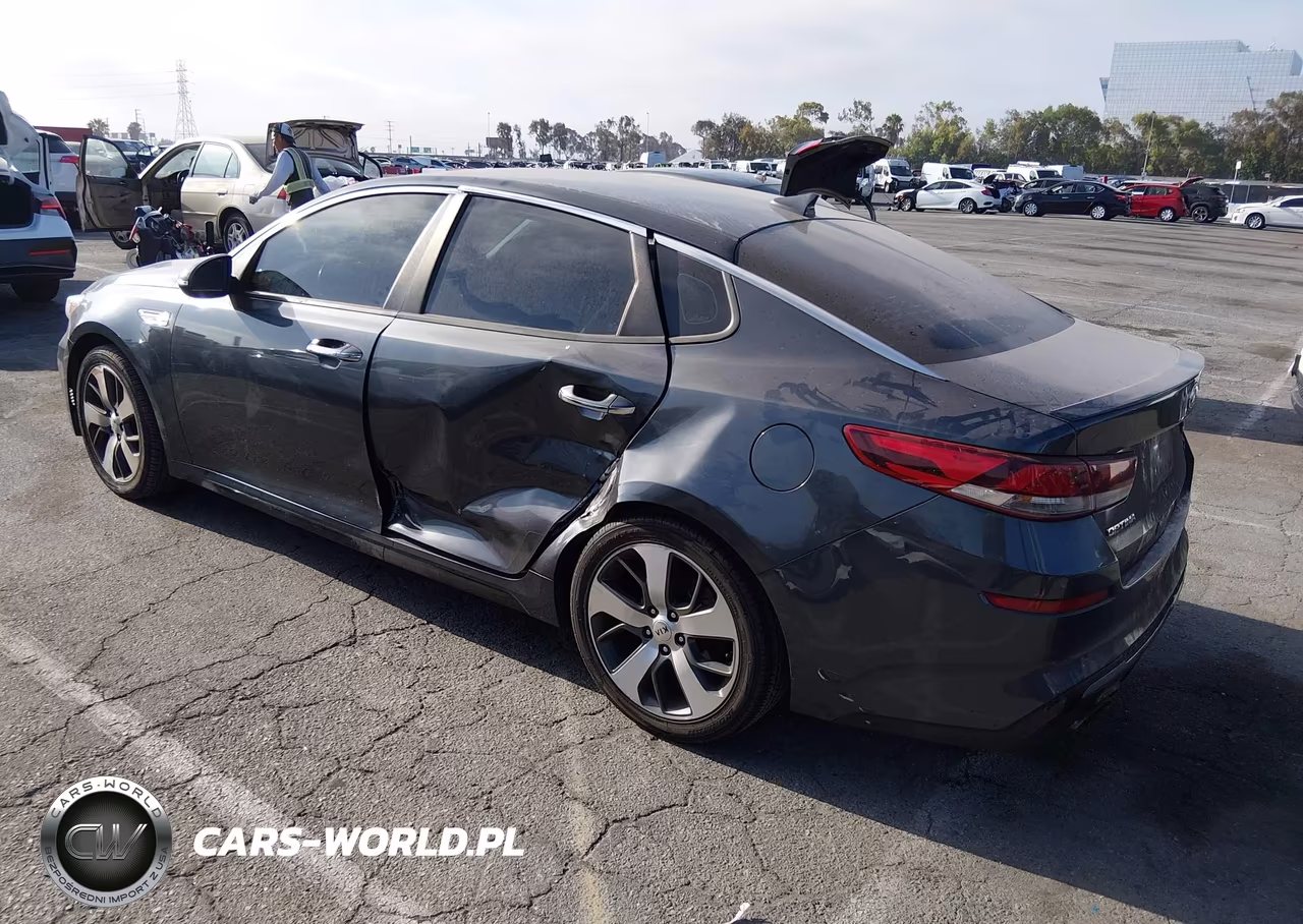 2020 Kia Optima S VIN:5XXGT4L32LG406187 - 3