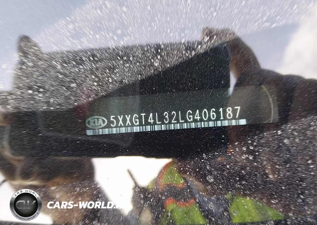 2020 Kia Optima S VIN:5XXGT4L32LG406187 - 9