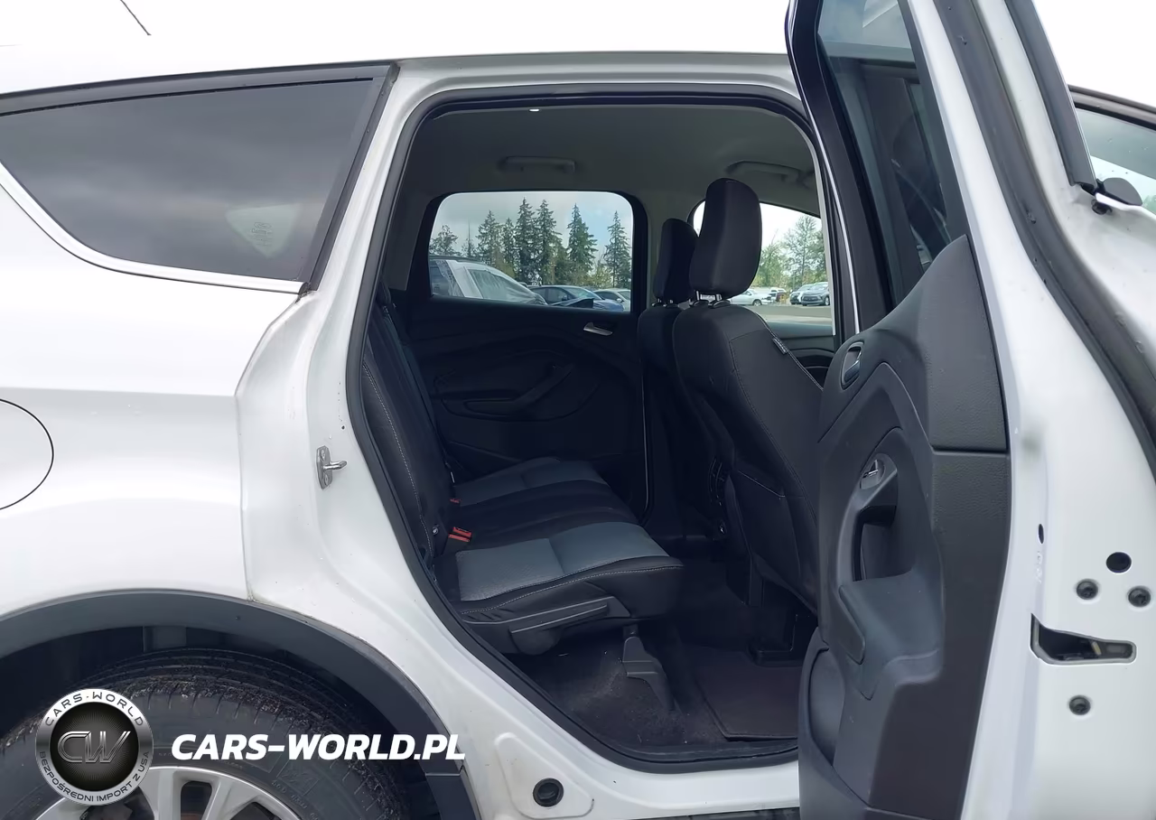 2019 Ford Escape Se VIN:1FMCU9GD0KUA65811 - 8