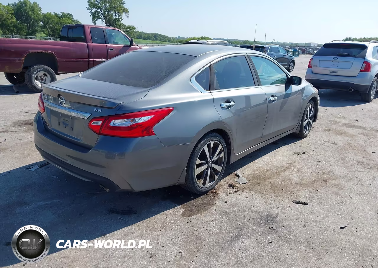 2016 Nissan Altima 2.5 Sr VIN:1N4AL3AP1GC125743 - 4