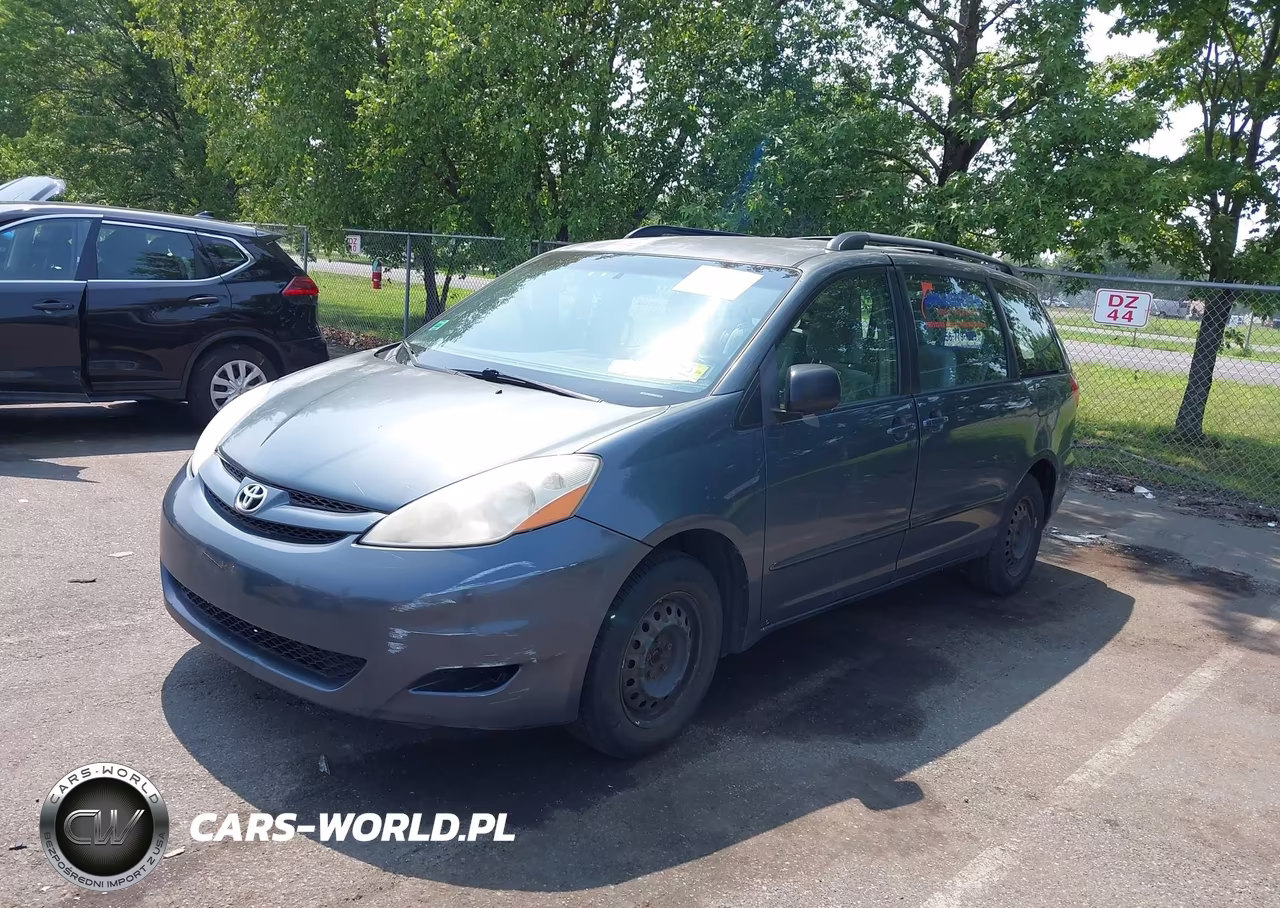2010 Toyota Sienna Ce VIN:5TDKK4CC1AS303643 - 2
