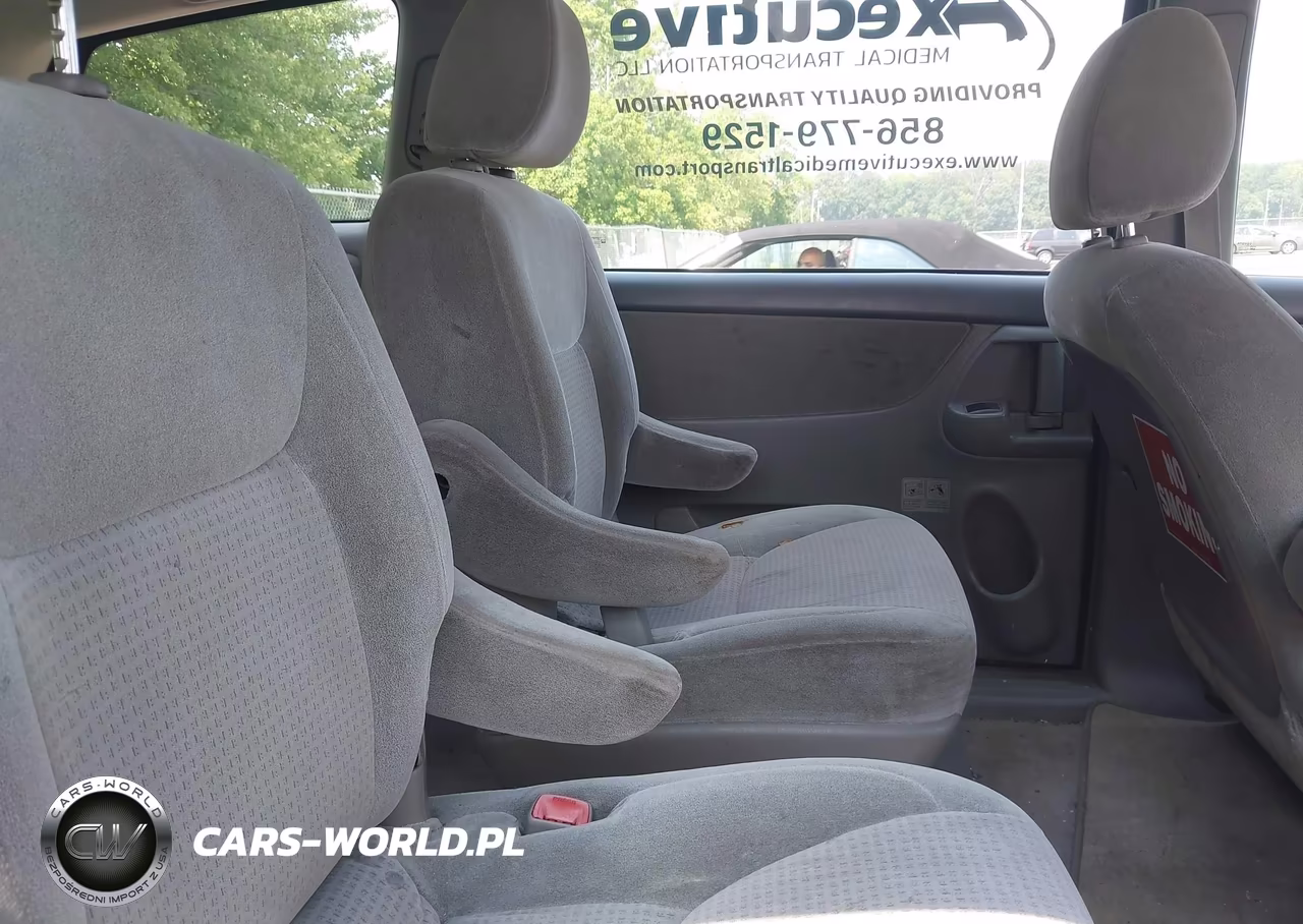 2010 Toyota Sienna Ce VIN:5TDKK4CC1AS303643 - 8