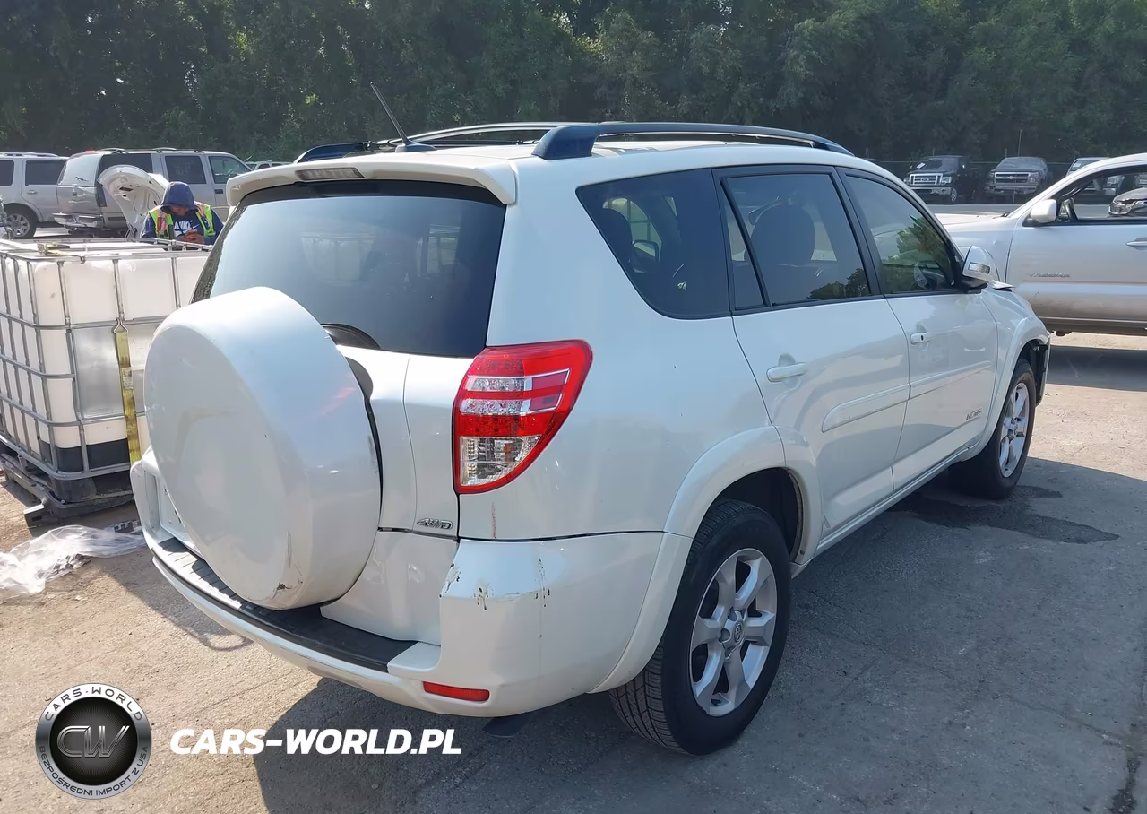 2010 Toyota Rav4 Limited V6 VIN:JTMDK4DV8AD017146 - 4